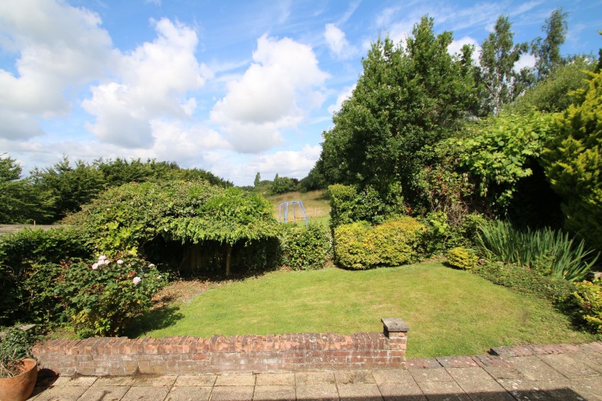 Images for Shoreham Lane, St. Michaels, TN30 EAID:4216876937 BID:70d66595-8873-4a77-aef9-15962f379483