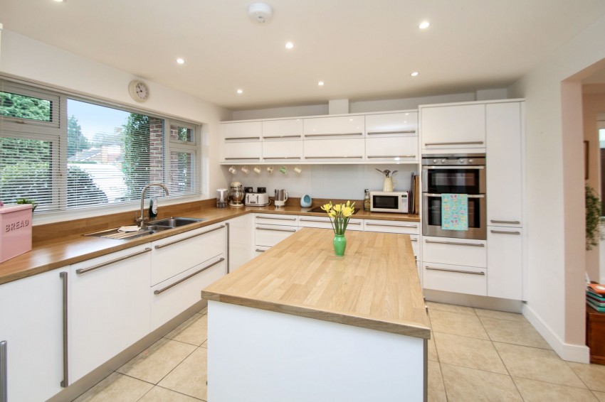 Images for Collison Place, Tenterden, TN30 EAID:4216876937 BID:70d66595-8873-4a77-aef9-15962f379483