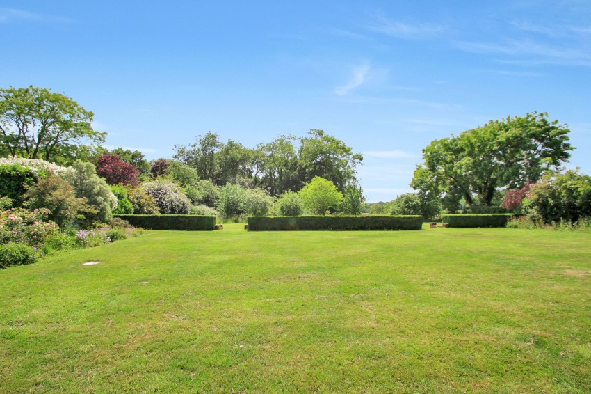 Images for Bugglesden Road, St. Michaels, TN30 EAID:4216876937 BID:70d66595-8873-4a77-aef9-15962f379483