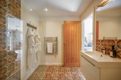 Images for Bugglesden Road, St. Michaels, TN30