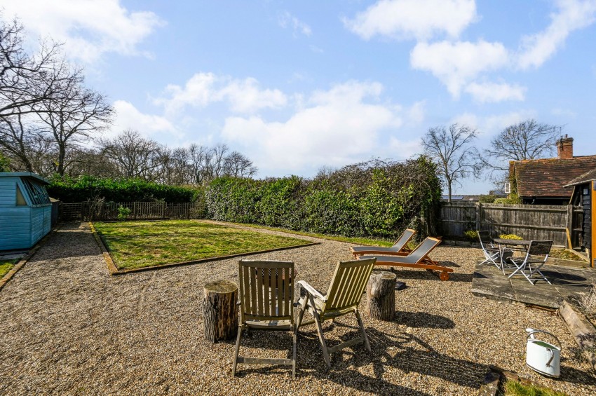 Images for Bugglesden Road, St. Michaels, TN30 EAID:4216876937 BID:70d66595-8873-4a77-aef9-15962f379483