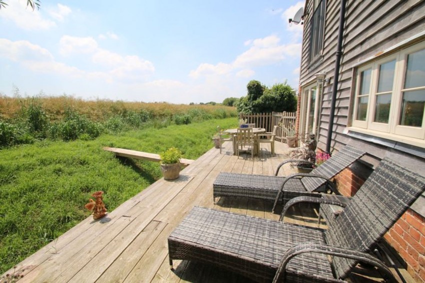 Images for Station Road, Appledore, TN26 EAID:4216876937 BID:70d66595-8873-4a77-aef9-15962f379483