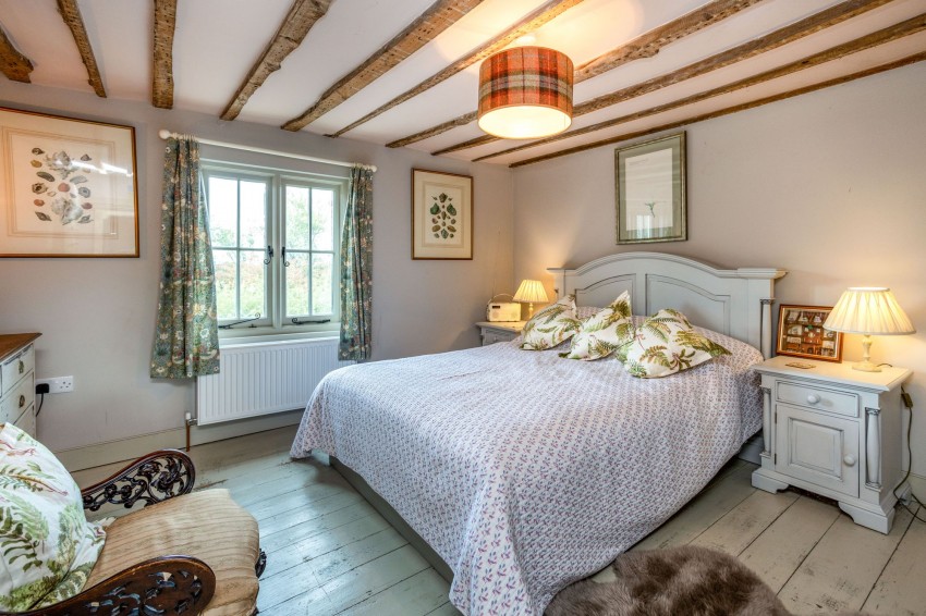 Images for Station Road, Appledore, TN26 EAID:4216876937 BID:70d66595-8873-4a77-aef9-15962f379483