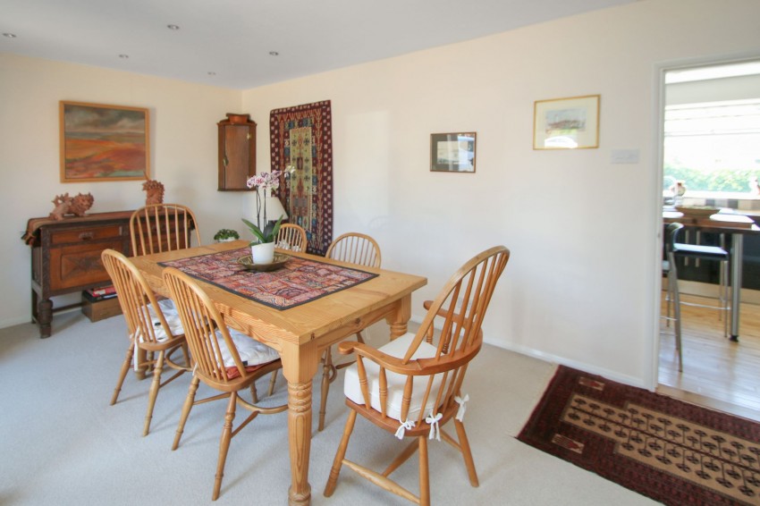 Images for Hurst Close, Tenterden, TN30 EAID:4216876937 BID:70d66595-8873-4a77-aef9-15962f379483