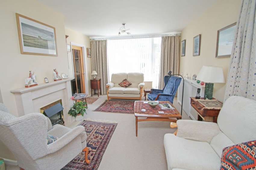 Images for Hurst Close, Tenterden, TN30 EAID:4216876937 BID:70d66595-8873-4a77-aef9-15962f379483