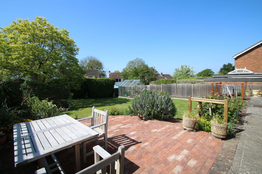 Images for Hurst Close, Tenterden, TN30 EAID:4216876937 BID:70d66595-8873-4a77-aef9-15962f379483
