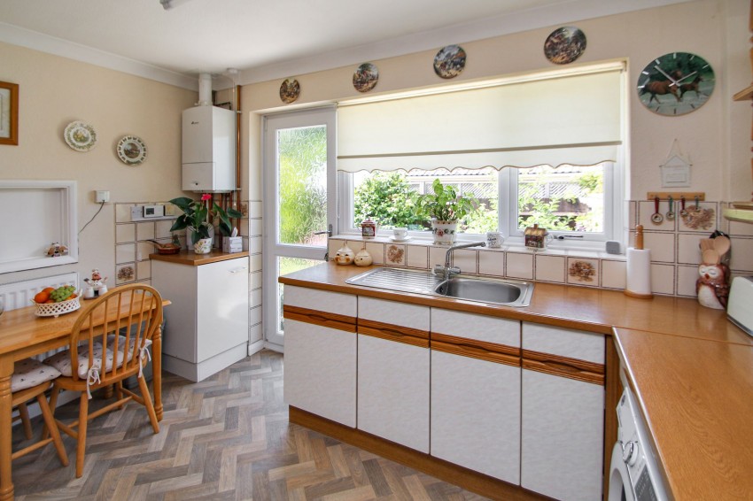 Images for Wells Close, Tenterden, TN30 EAID:4216876937 BID:70d66595-8873-4a77-aef9-15962f379483