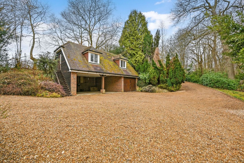 Images for Biddenden, Ashford, TN27 EAID:4216876937 BID:70d66595-8873-4a77-aef9-15962f379483