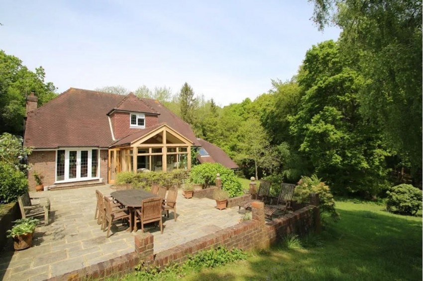 Images for Biddenden, Ashford, TN27 EAID:4216876937 BID:70d66595-8873-4a77-aef9-15962f379483