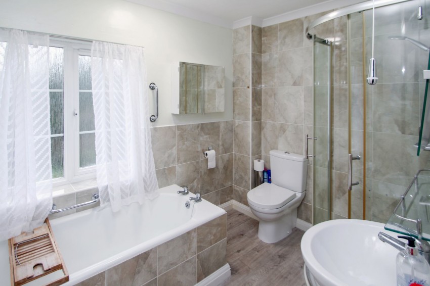 Images for Martins Close, Tenterden, TN30 EAID:4216876937 BID:70d66595-8873-4a77-aef9-15962f379483