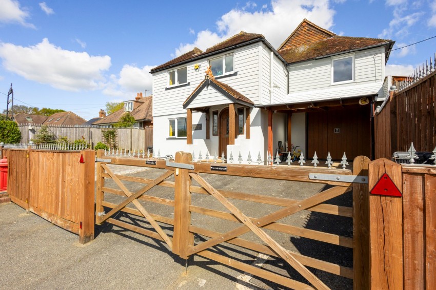 Images for Main Road, Icklesham, TN36 EAID:4216876937 BID:0ad47bdb-e4d4-4b5e-b876-eed8ba4c2973