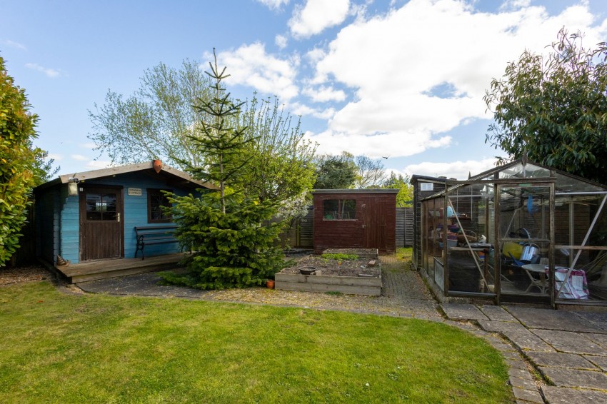 Images for Main Road, Icklesham, TN36 EAID:4216876937 BID:0ad47bdb-e4d4-4b5e-b876-eed8ba4c2973