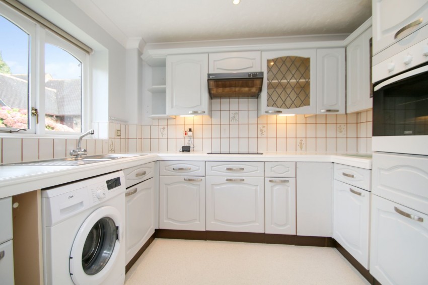 Images for Highgate Hill, Hawkhurst, TN18 EAID:4216876937 BID:70d66595-8873-4a77-aef9-15962f379483