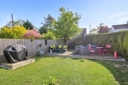 Images for Front Road, Woodchurch, TN26