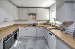 Images for Front Road, Woodchurch, TN26