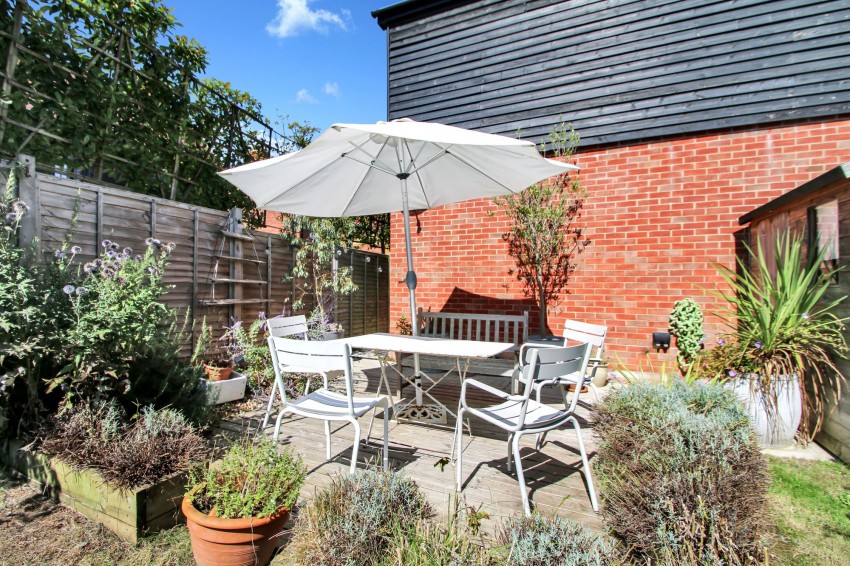 Images for Bishop Crescent, Tenterden, TN30 EAID:4216876937 BID:70d66595-8873-4a77-aef9-15962f379483