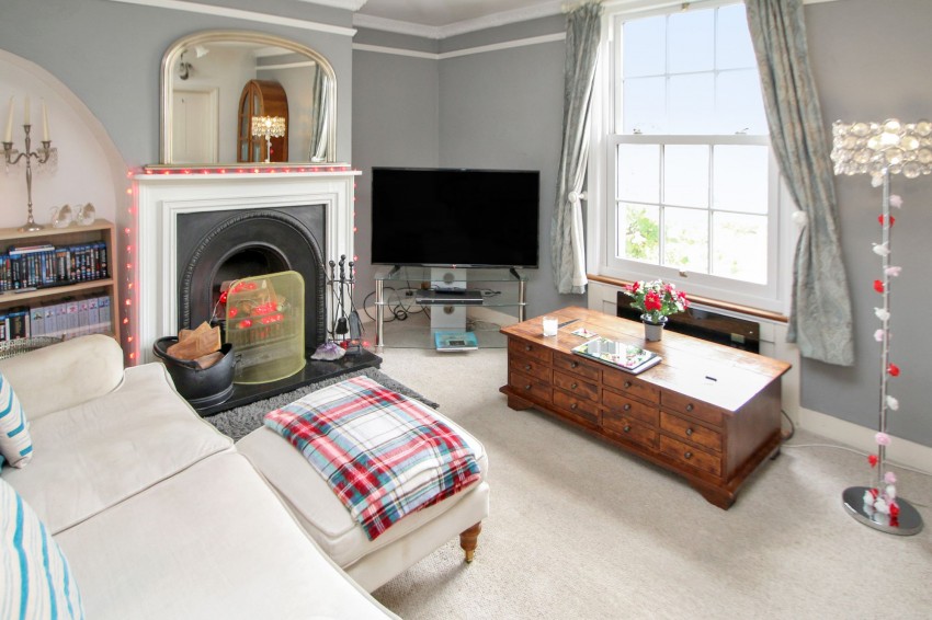 Images for Smallhythe Road, Tenterden, TN30 EAID:4216876937 BID:70d66595-8873-4a77-aef9-15962f379483