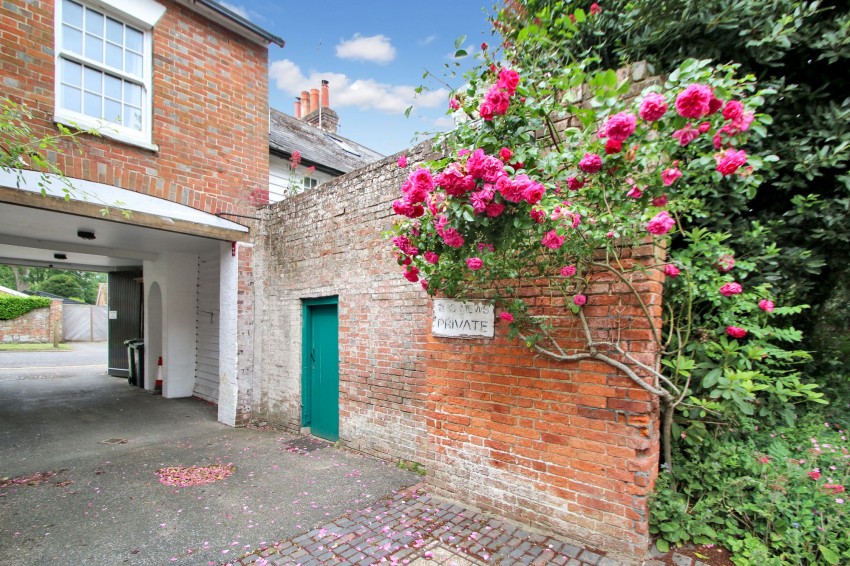 Images for Smallhythe Road, Tenterden, TN30 EAID:4216876937 BID:70d66595-8873-4a77-aef9-15962f379483