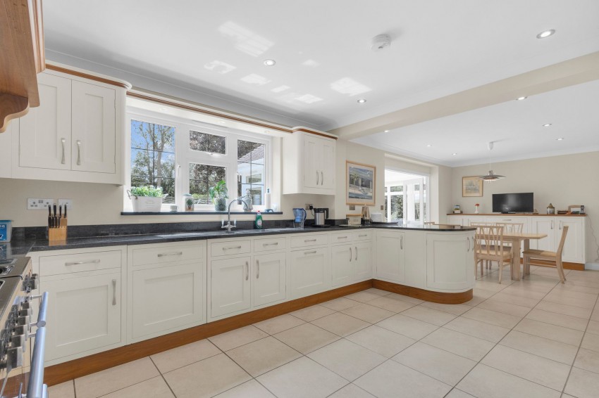 Images for Woodchurch Road, Tenterden, TN30 EAID:4216876937 BID:70d66595-8873-4a77-aef9-15962f379483