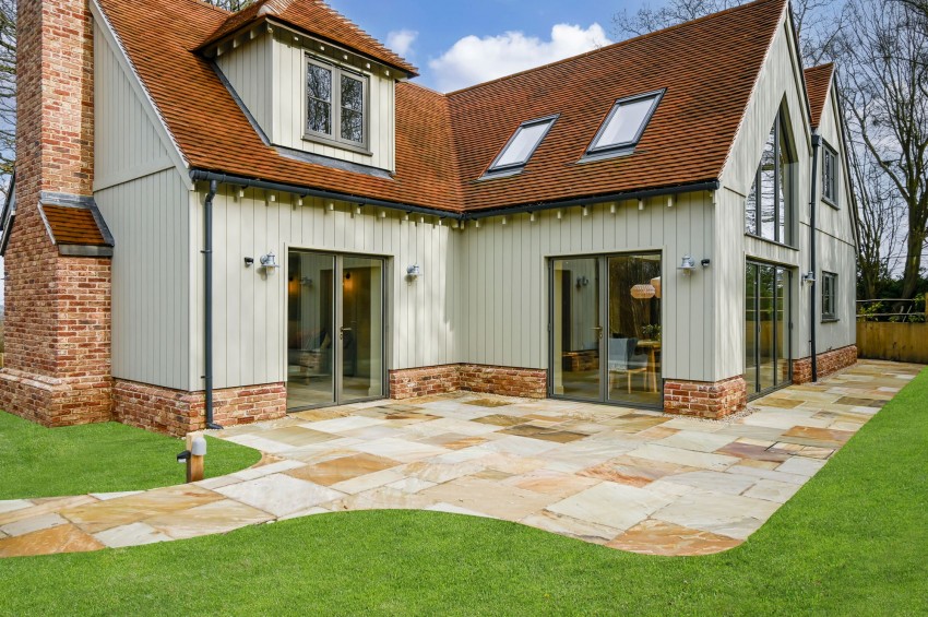 Images for School Lane, Peasmarsh, TN31 EAID:4216876937 BID:0ad47bdb-e4d4-4b5e-b876-eed8ba4c2973