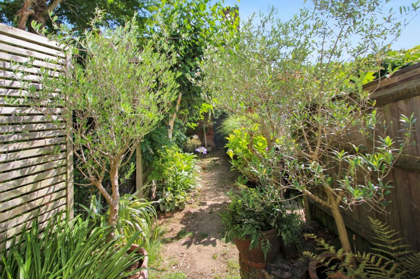 Images for Smallhythe Road, Tenterden, TN30 EAID:4216876937 BID:70d66595-8873-4a77-aef9-15962f379483