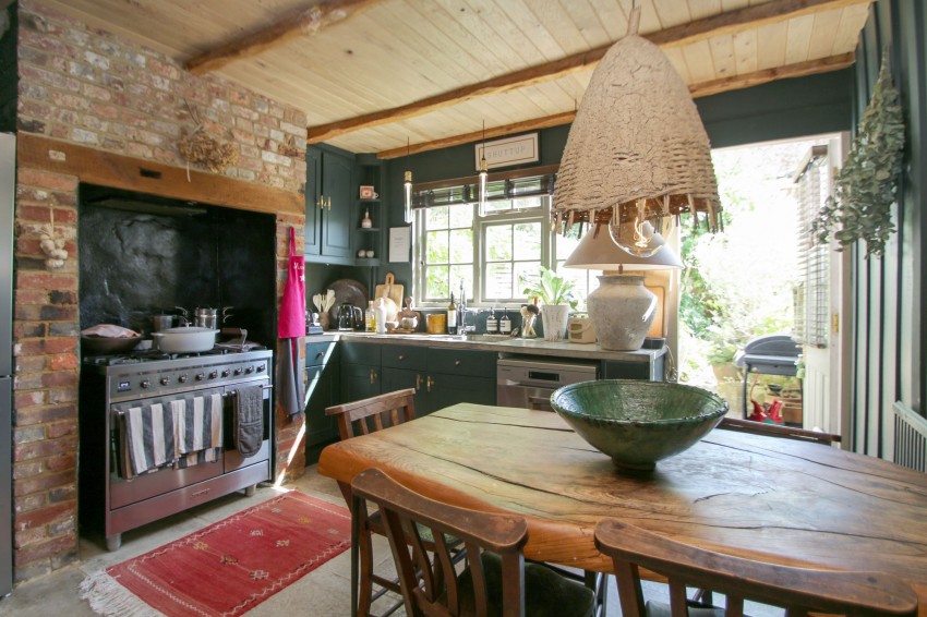 Images for Smallhythe Road, Tenterden, TN30 EAID:4216876937 BID:70d66595-8873-4a77-aef9-15962f379483