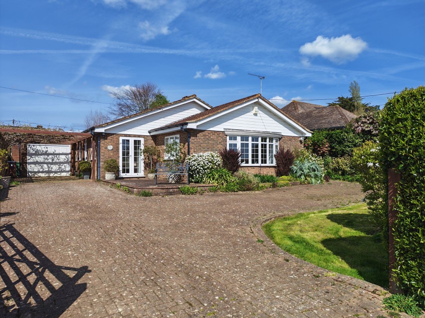 Images for New Road, Northiam, TN31 EAID:4216876937 BID:0ad47bdb-e4d4-4b5e-b876-eed8ba4c2973