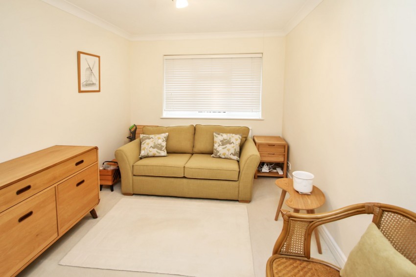 Images for New Road, Northiam, TN31 EAID:4216876937 BID:0ad47bdb-e4d4-4b5e-b876-eed8ba4c2973