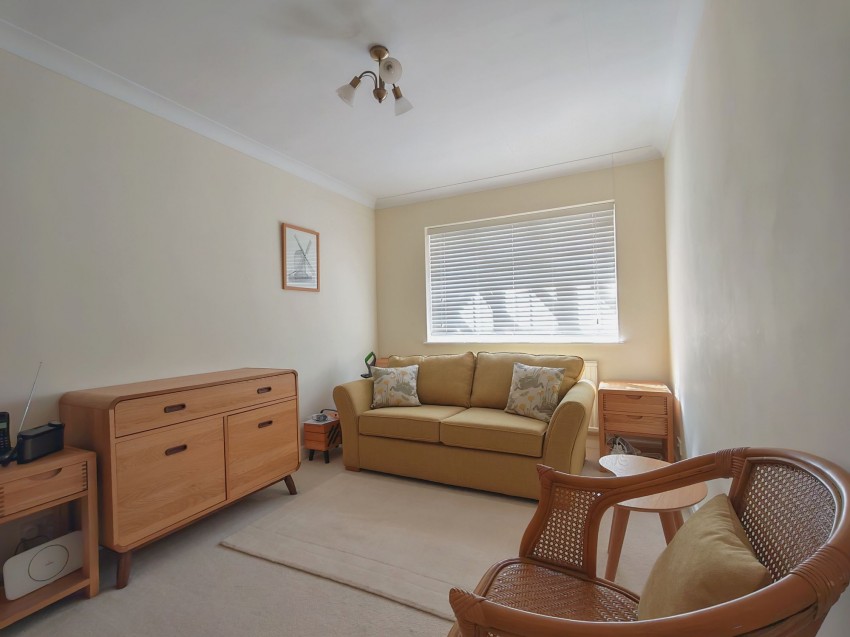 Images for New Road, Northiam, TN31 EAID:4216876937 BID:0ad47bdb-e4d4-4b5e-b876-eed8ba4c2973