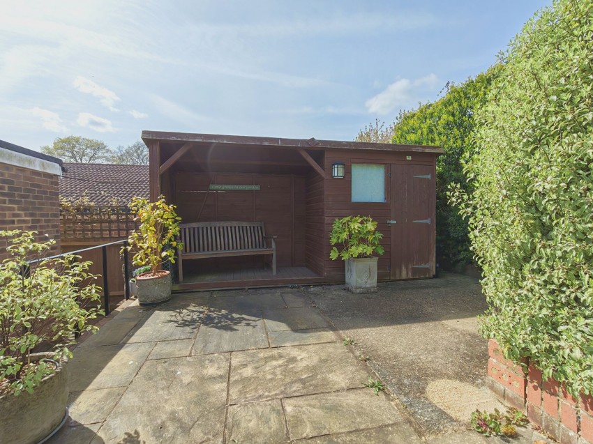 Images for New Road, Northiam, TN31 EAID:4216876937 BID:0ad47bdb-e4d4-4b5e-b876-eed8ba4c2973