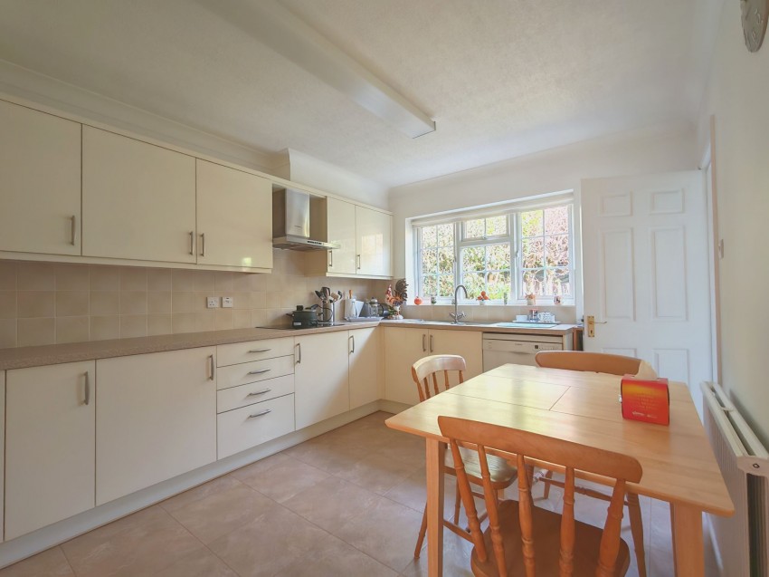 Images for New Road, Northiam, TN31 EAID:4216876937 BID:0ad47bdb-e4d4-4b5e-b876-eed8ba4c2973