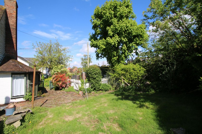 Images for Poplar Road, Wittersham, TN30 EAID:4216876937 BID:70d66595-8873-4a77-aef9-15962f379483