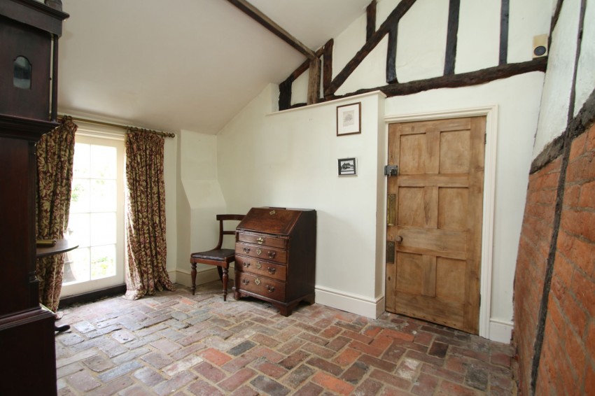 Images for Poplar Road, Wittersham, TN30 EAID:4216876937 BID:70d66595-8873-4a77-aef9-15962f379483