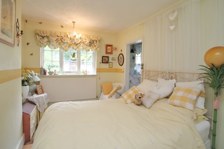 Images for Fishmarket Road, Rye, TN31 EAID:4216876937 BID:0ad47bdb-e4d4-4b5e-b876-eed8ba4c2973
