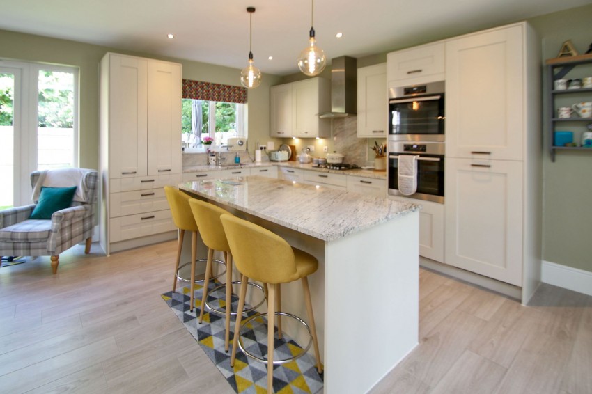 Images for Bramley Grove, Tenterden, TN30 EAID:4216876937 BID:70d66595-8873-4a77-aef9-15962f379483