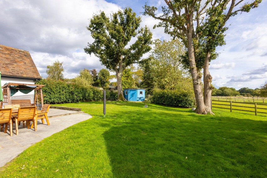 Images for Bull Hill, Bethersden, TN26 EAID:4216876937 BID:70d66595-8873-4a77-aef9-15962f379483