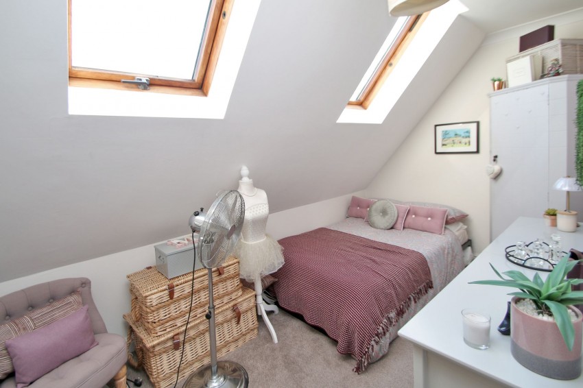 Images for Swain Road, Tenterden, TN30 EAID:4216876937 BID:70d66595-8873-4a77-aef9-15962f379483