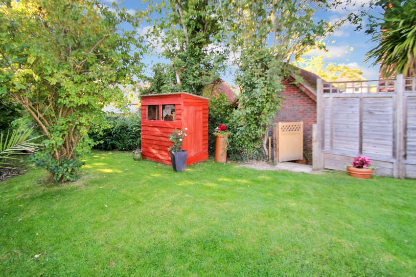 Images for Swain Road, Tenterden, TN30 EAID:4216876937 BID:70d66595-8873-4a77-aef9-15962f379483