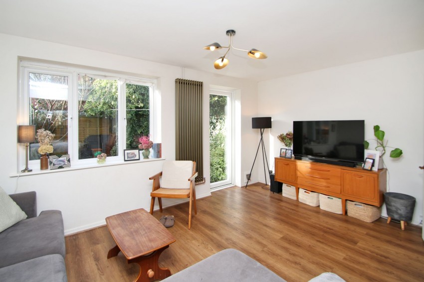 Images for Rogersmead, Tenterden, TN30 EAID:4216876937 BID:70d66595-8873-4a77-aef9-15962f379483