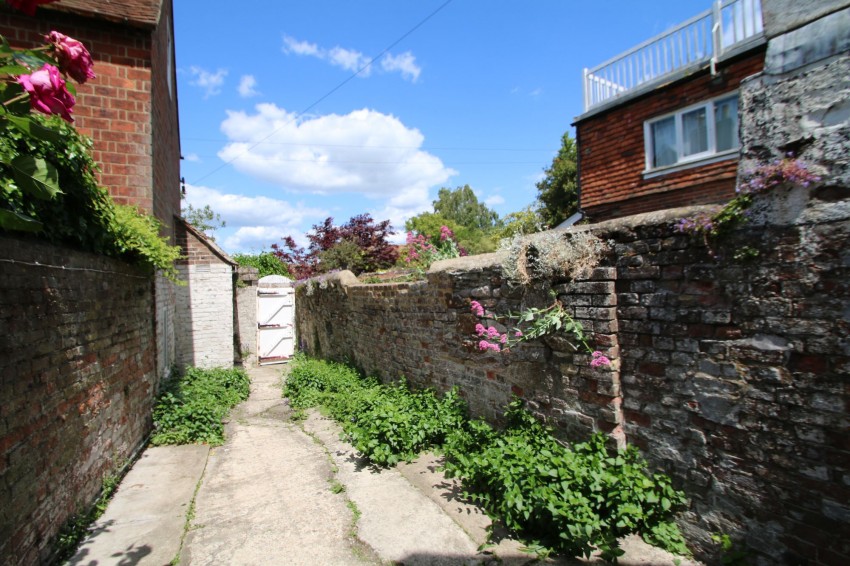 Images for Watchbell Street, Rye, TN31 EAID:4216876937 BID:0ad47bdb-e4d4-4b5e-b876-eed8ba4c2973