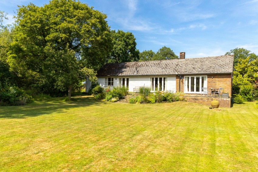 Images for Benenden Road, Rolvenden, TN17 EAID:4216876937 BID:70d66595-8873-4a77-aef9-15962f379483