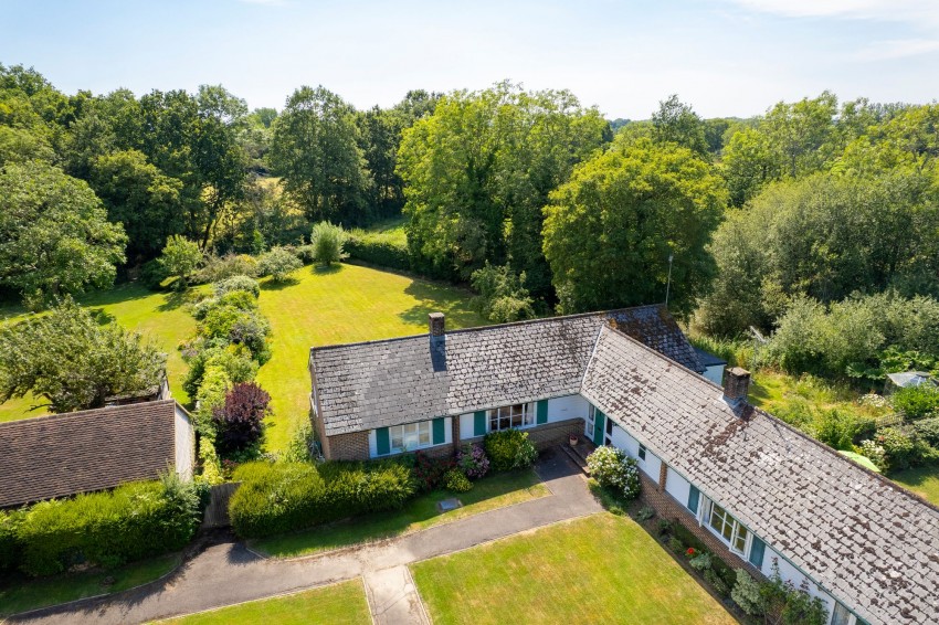 Images for Benenden Road, Rolvenden, TN17 EAID:4216876937 BID:70d66595-8873-4a77-aef9-15962f379483