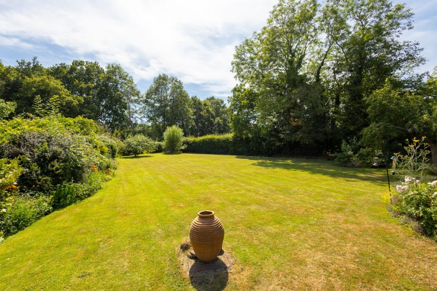 Images for Benenden Road, Rolvenden, TN17 EAID:4216876937 BID:70d66595-8873-4a77-aef9-15962f379483