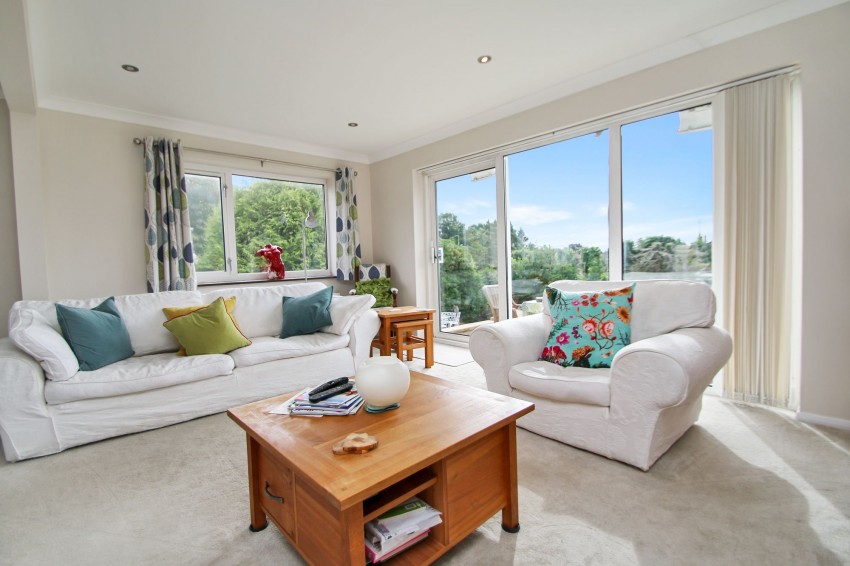 Images for Homewood Road, Tenterden, TN30 EAID:4216876937 BID:70d66595-8873-4a77-aef9-15962f379483