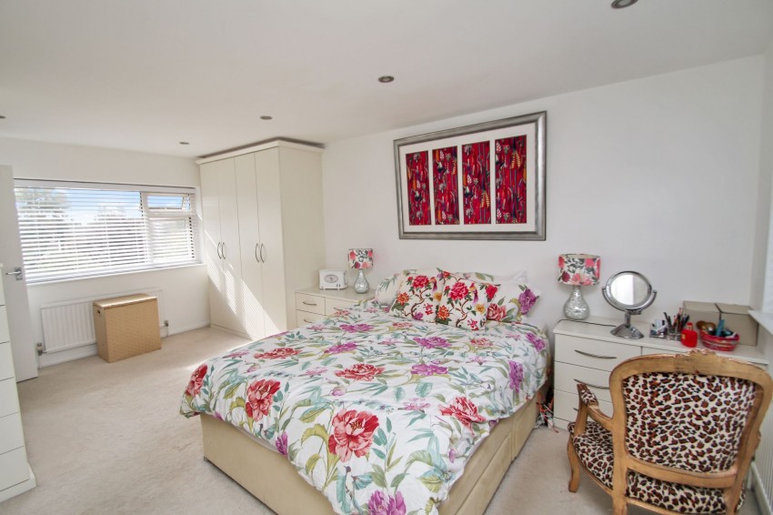 Images for Homewood Road, Tenterden, TN30 EAID:4216876937 BID:70d66595-8873-4a77-aef9-15962f379483