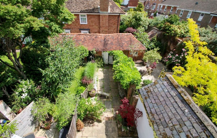 Images for Smallhythe Road, Tenterden, TN30 EAID:4216876937 BID:70d66595-8873-4a77-aef9-15962f379483