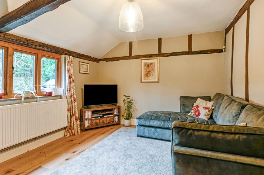 Images for Ashford Road, High Halden, TN26 EAID:4216876937 BID:70d66595-8873-4a77-aef9-15962f379483