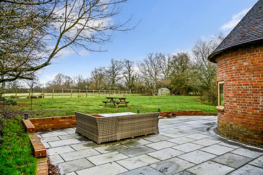 Images for Ashford Road, High Halden, TN26 EAID:4216876937 BID:70d66595-8873-4a77-aef9-15962f379483