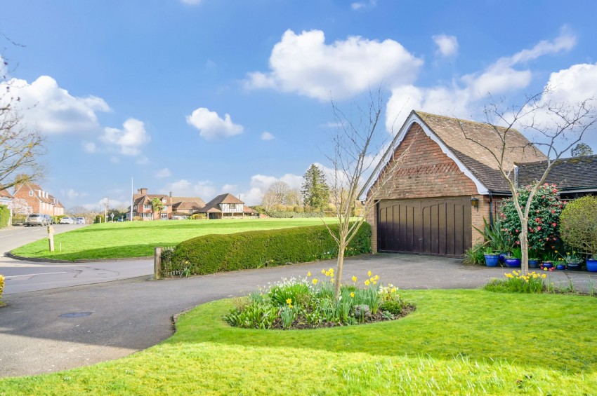 Images for The Street, Benenden, TN17 EAID:4216876937 BID:70d66595-8873-4a77-aef9-15962f379483