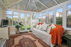 Images for Front Road, Woodchurch, TN26